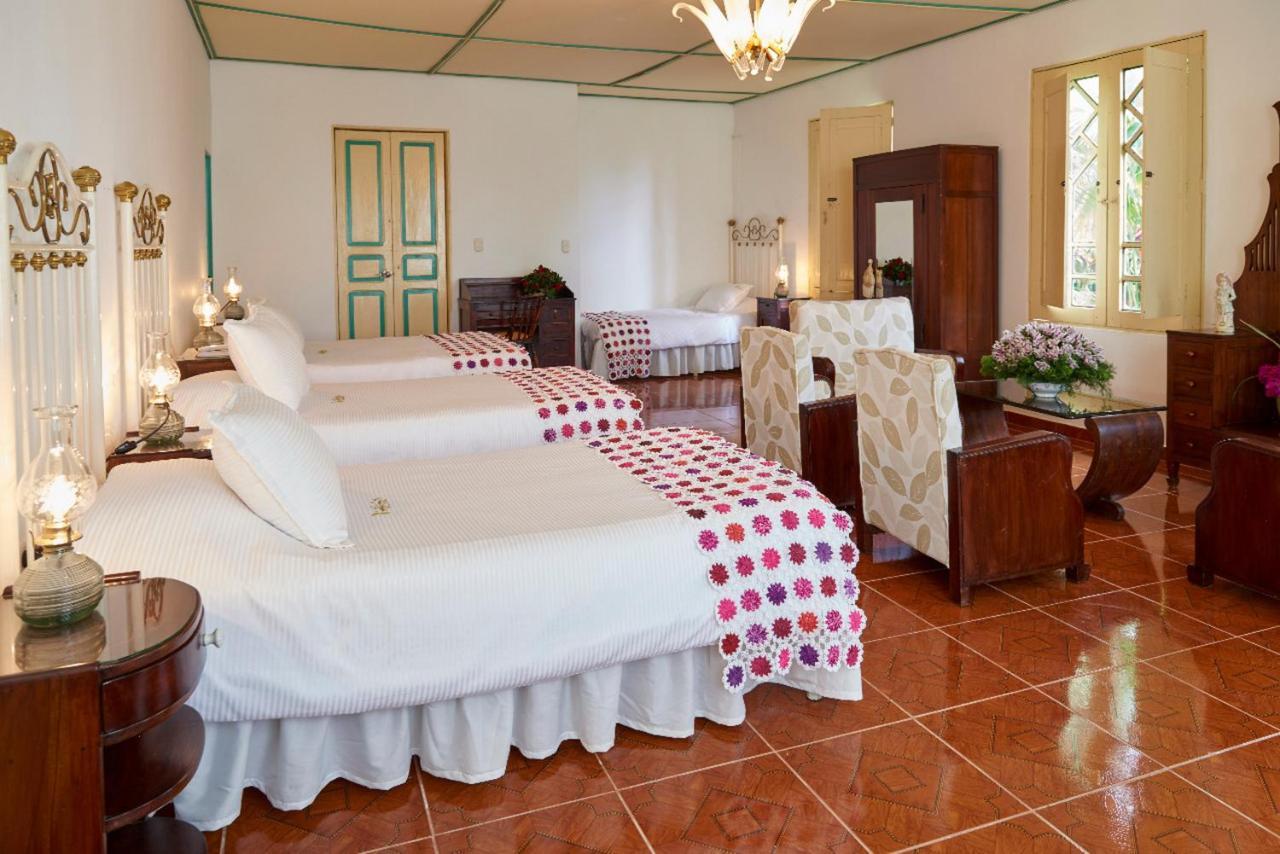Finca Hotel Los Girasoles Montenegro Exterior foto