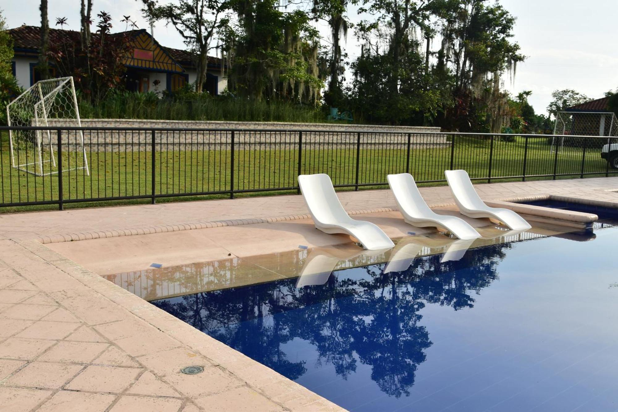 Finca Hotel Los Girasoles Montenegro Exterior foto